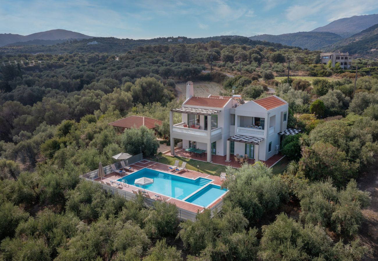 Villa in Giannoudi - Villa Panorama - With 60m Private Pool