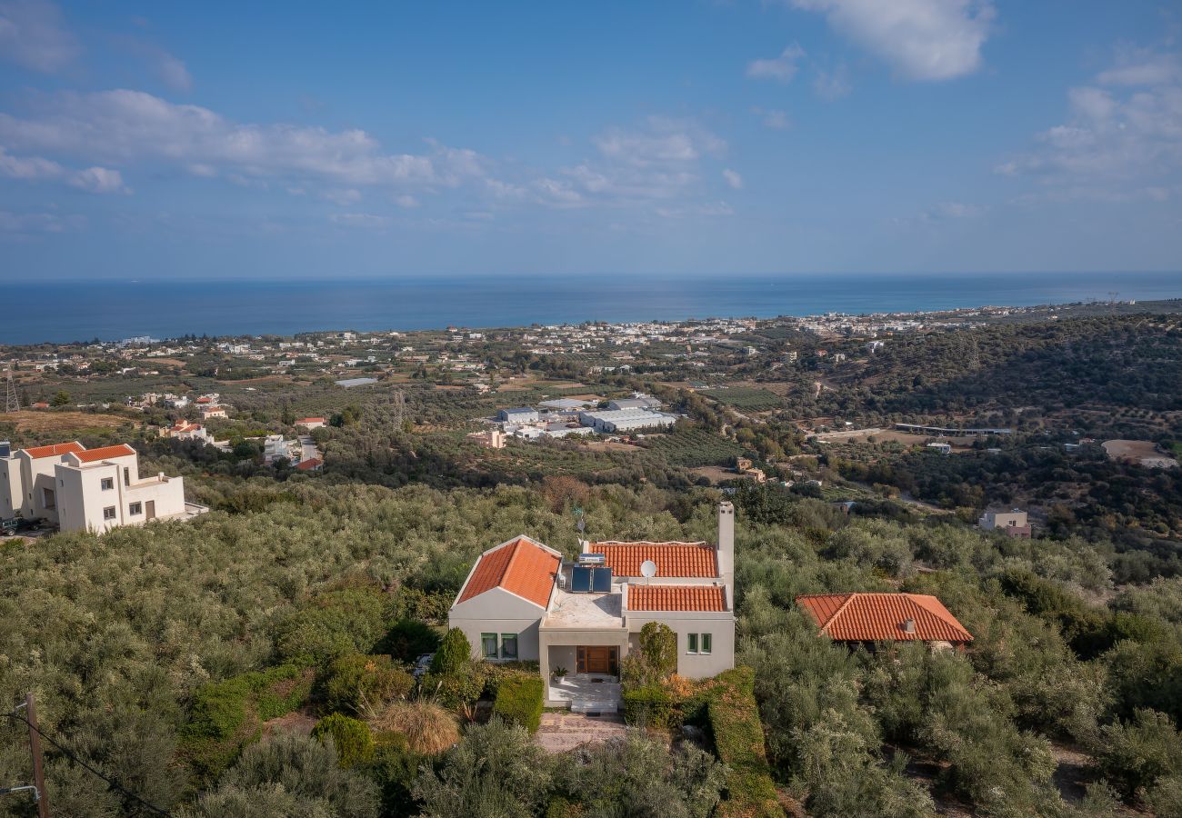 Villa in Giannoudi - Villa Panorama - With 60m Private Pool