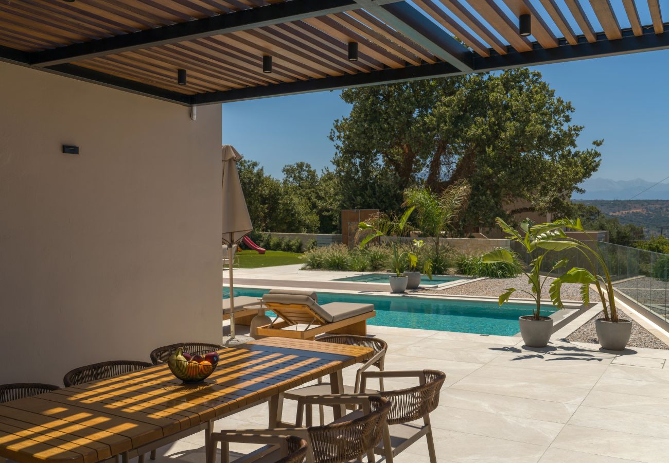 Villa in Prines - Georgia Villa - With Private Heated Pool