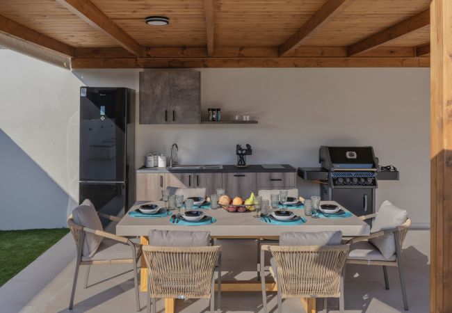 Villa in Roumeli - Elysian Villas - With 2 Private Pools Villa in Roumeli - Elysian Villas - With 2 Private Pools