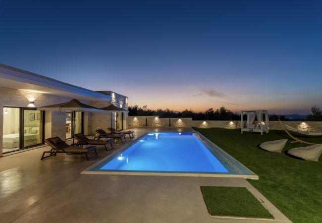 Villa in Choumeri - Villa Lux Solis - With 2 Pools Villa in Choumeri - Villa Lux Solis - With 2 Pools