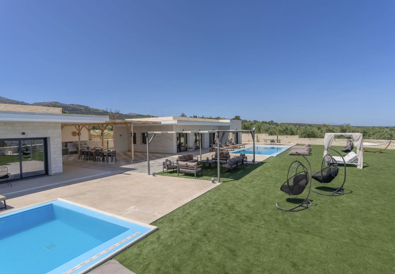 Villa in Choumeri - Villa Lux Solis - With 2 Pools