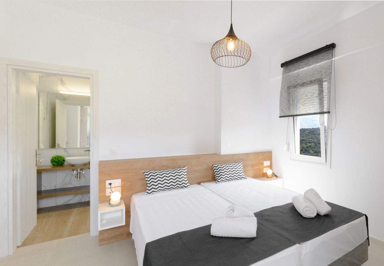 Villa in Rethymno - Luxury Oasis Villa - 11 bedrooms with Heated Pool