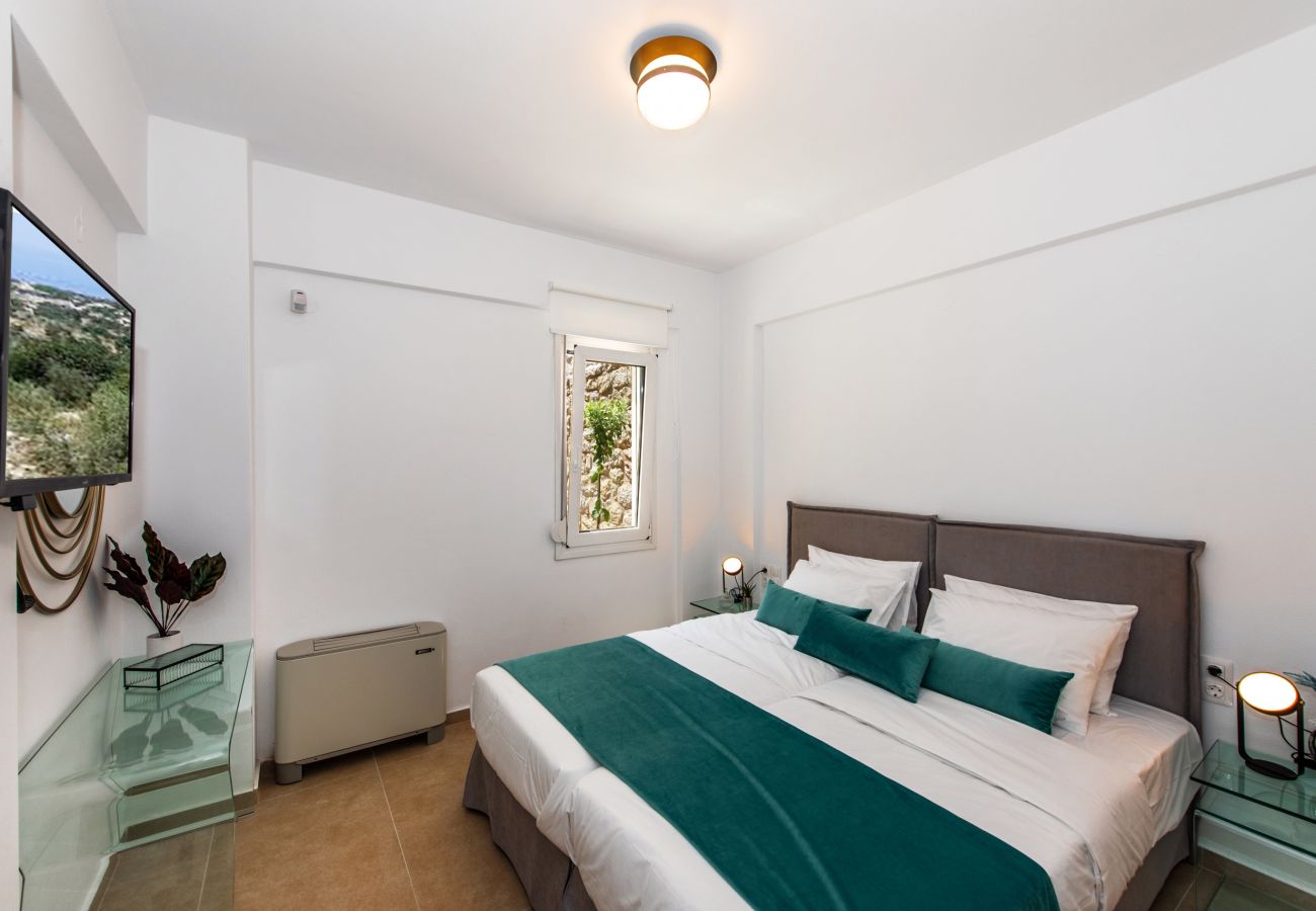 Villa in Rethymno - Luxury Oasis Villa - 11 bedrooms with Heated Pool