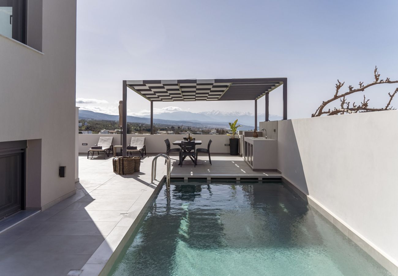 Villa in Sfakaki - Solaire Villa - Heated Pools & Sauna