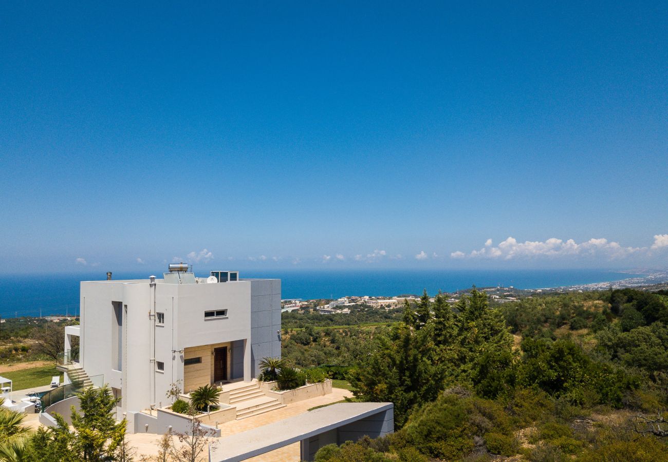Villa in Gallos - O2 Villa | With Private Heated Pool