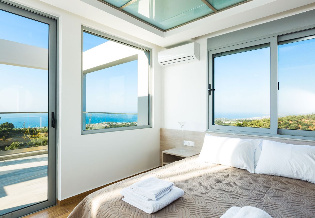 Villa in Gallos - O2 Villa | With Private Heated Pool