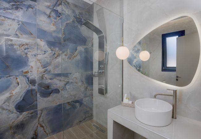 Villa in Choumeri - Elira Luxury Villa - With Private Pool Villa in Choumeri - Elira Luxury Villa - With Private Pool