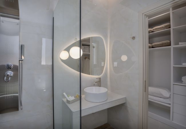 Villa in Choumeri - Elira Luxury Villa - With Private Pool Villa in Choumeri - Elira Luxury Villa - With Private Pool