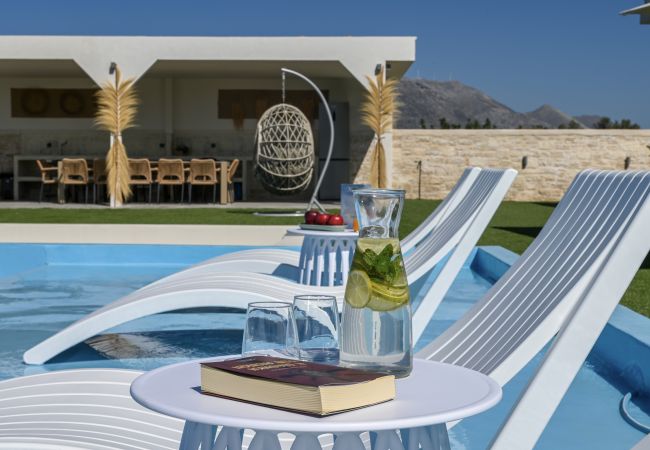Villa in Choumeri - Elira Luxury Villa - With Private Pool Villa in Choumeri - Elira Luxury Villa - With Private Pool