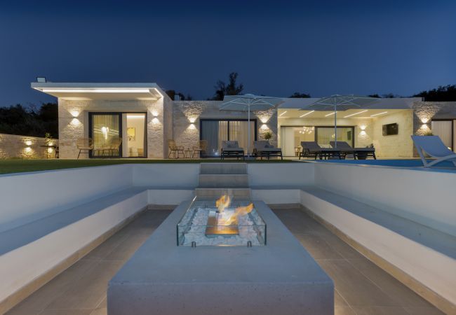 Villa in Choumeri - Elira Luxury Villa - With Private Pool Villa in Choumeri - Elira Luxury Villa - With Private Pool