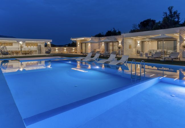 Villa in Choumeri - Elira Luxury Villa - With Private Pool Villa in Choumeri - Elira Luxury Villa - With Private Pool