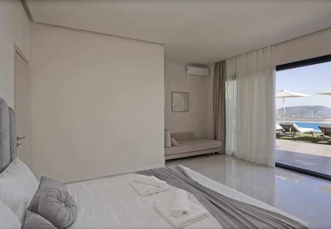Villa in Choumeri - Elira Luxury Villa - With Private Pool Villa in Choumeri - Elira Luxury Villa - With Private Pool
