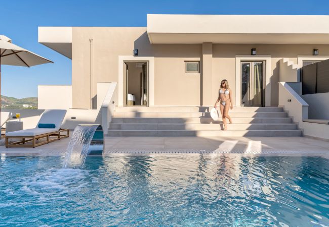 Villa in Roumeli - Elysian Villa 2 - With Private Pool Villa in Roumeli - Elysian Villa 2 - With Private Pool