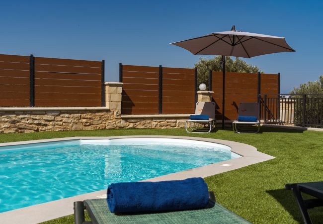 Villa in Prinos - Villa eleni - With Private Pool Villa in Prinos - Villa eleni - With Private Pool