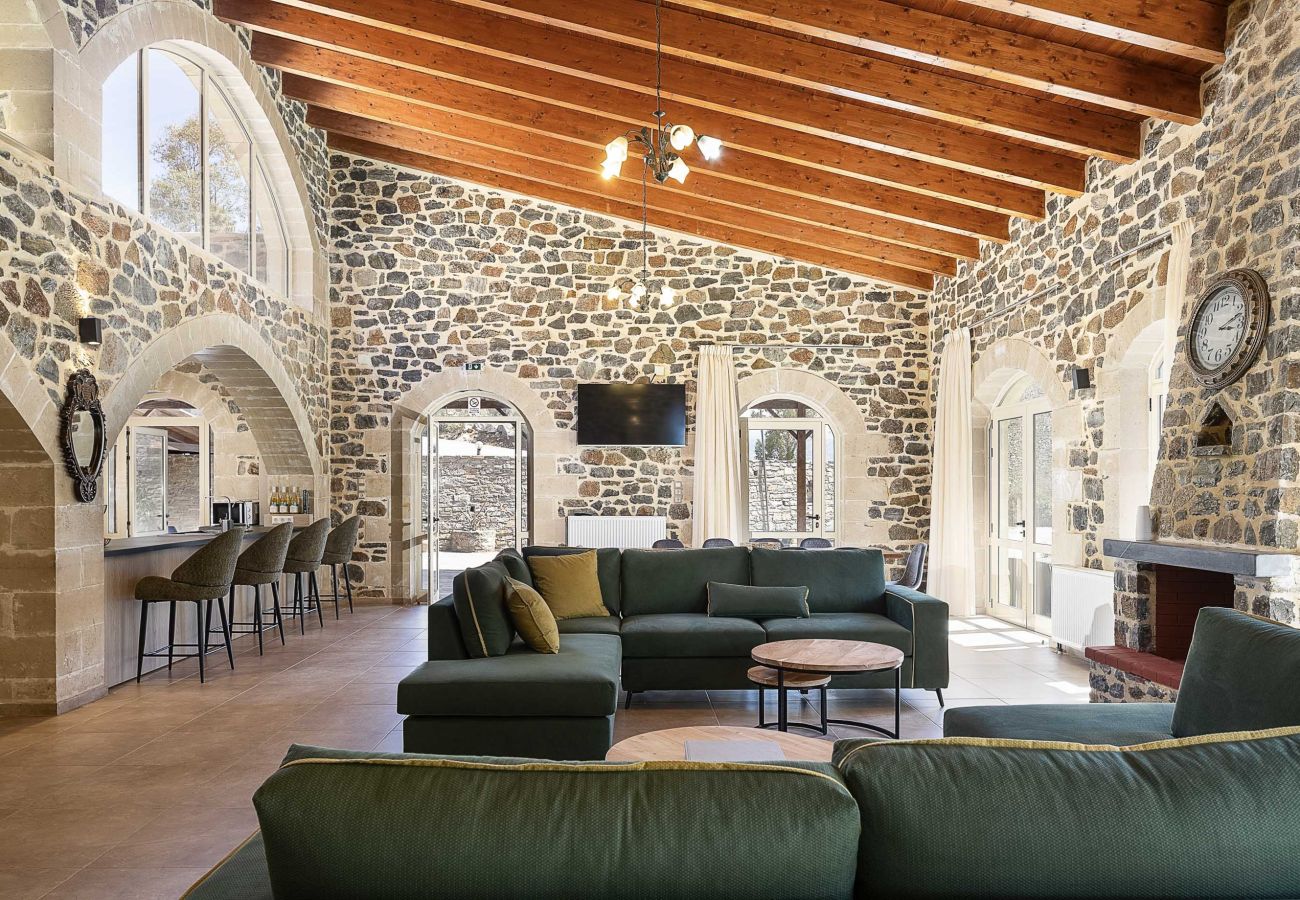 Villa in Garazo - Villa Pasiphae - With Private Pool
