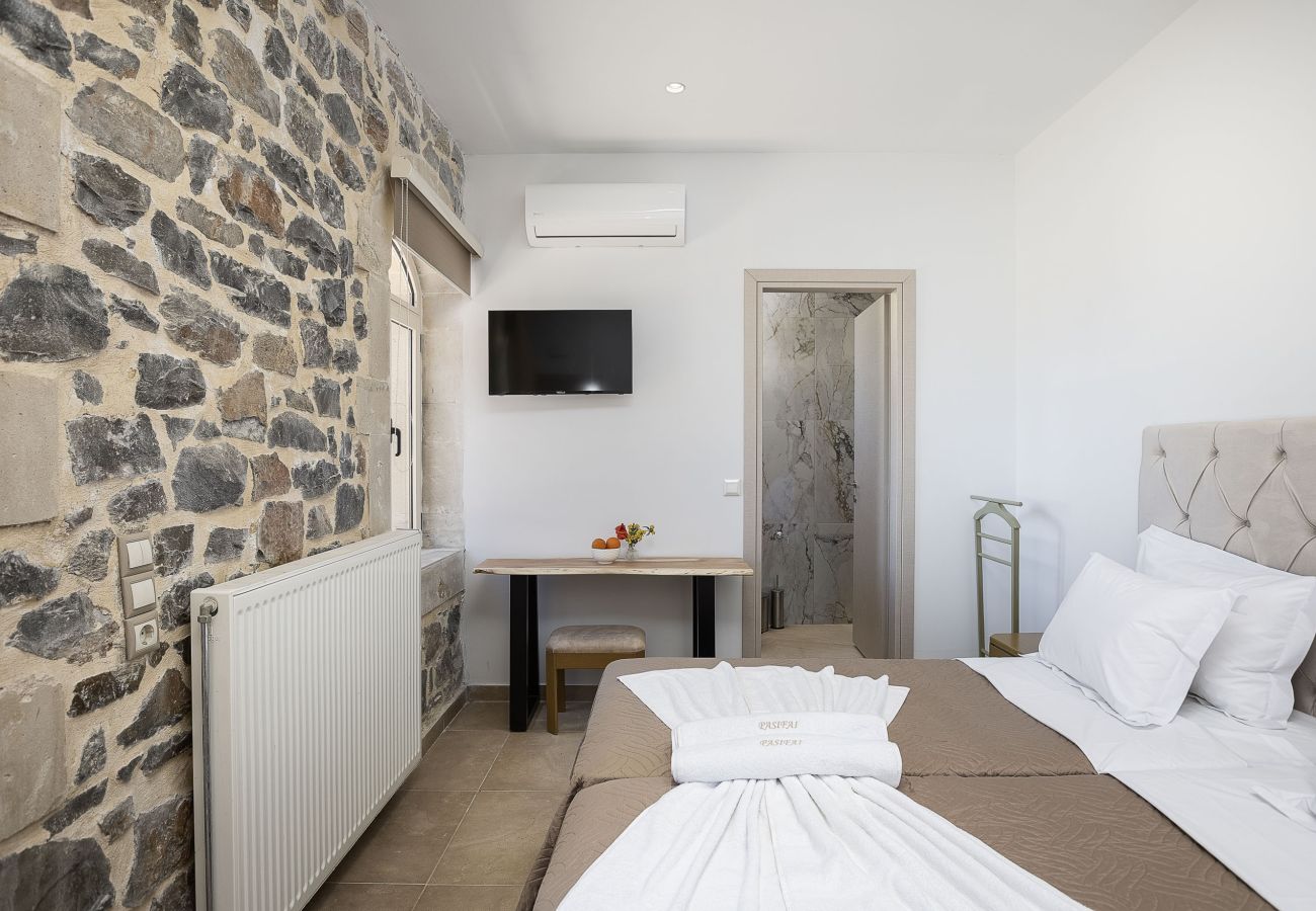 Villa in Garazo - Villa Pasiphae - With Private Pool