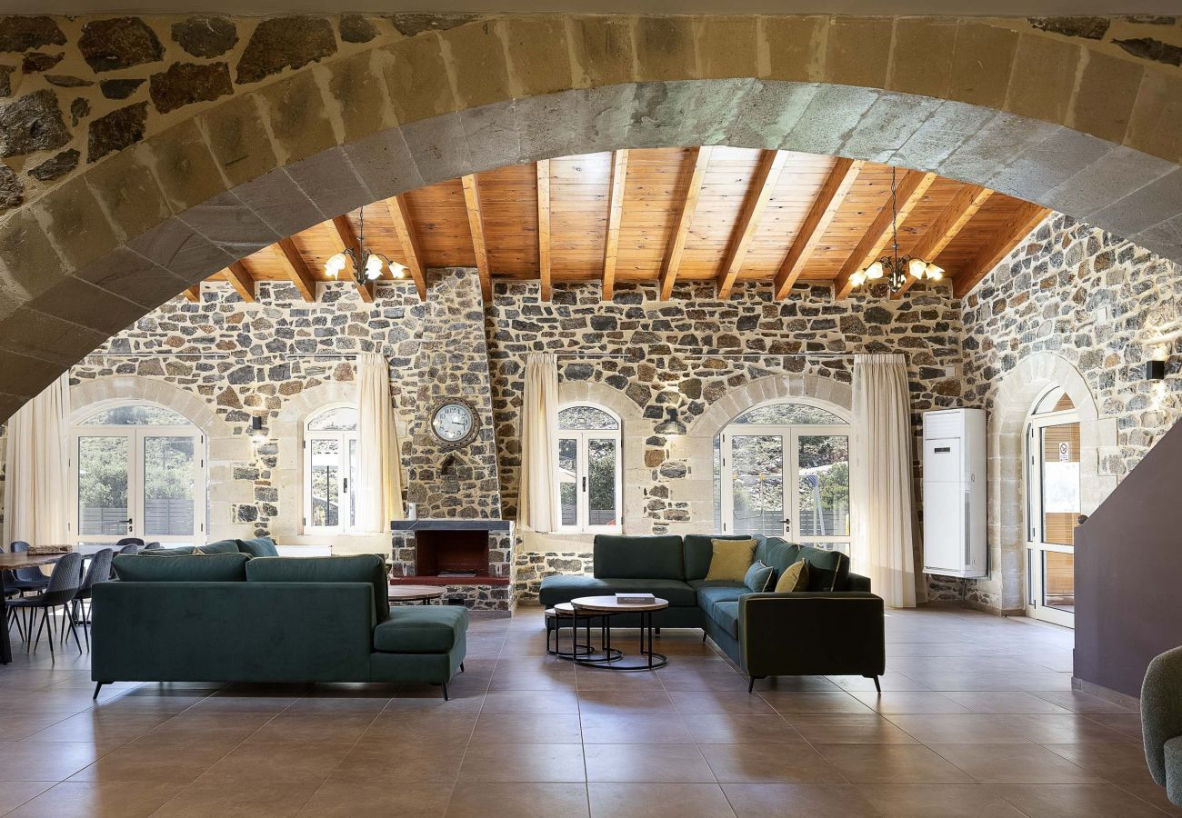 Villa in Garazo - Villa Pasiphae - With Private Pool
