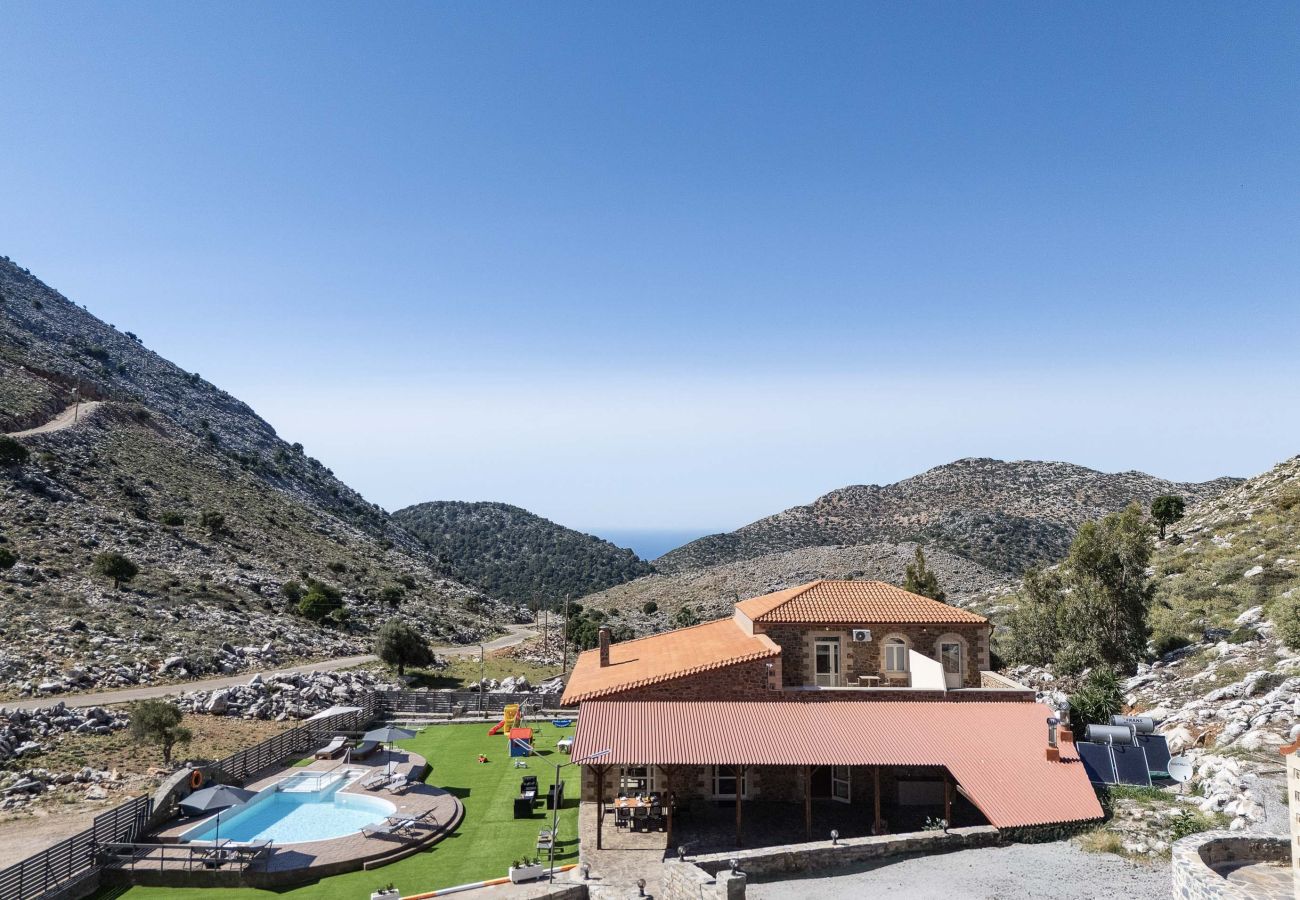 Villa in Garazo - Villa Pasiphae - With Private Pool