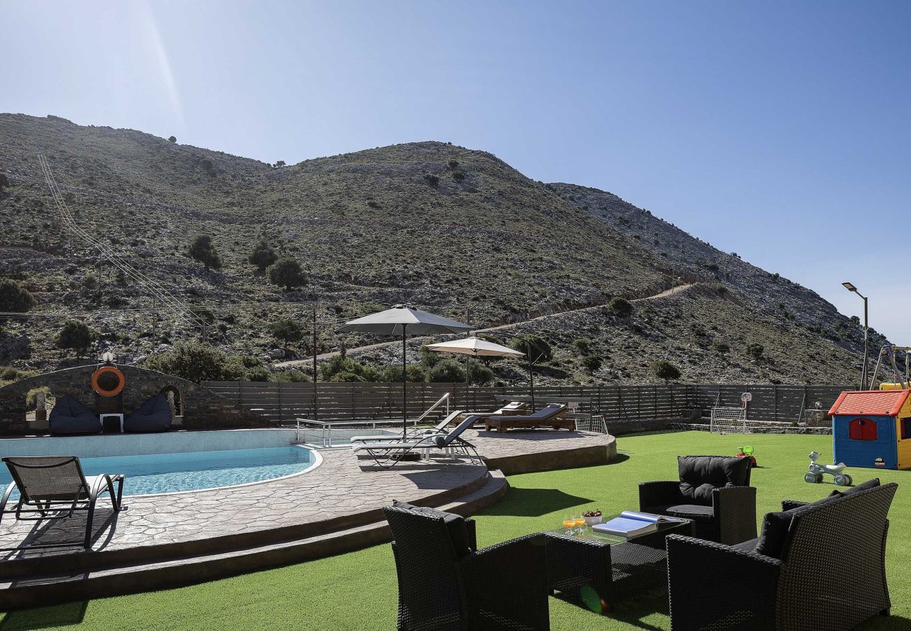 Villa in Garazo - Villa Pasiphae - With Private Pool