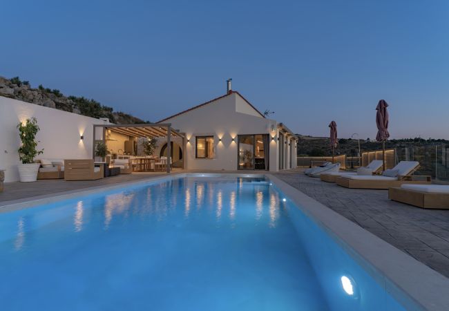Villa in Atsipopoulo - Luxury Villa Maximos - With Private Heated Pool Villa in Atsipopoulo - Luxury Villa Maximos - With Private Heated Pool