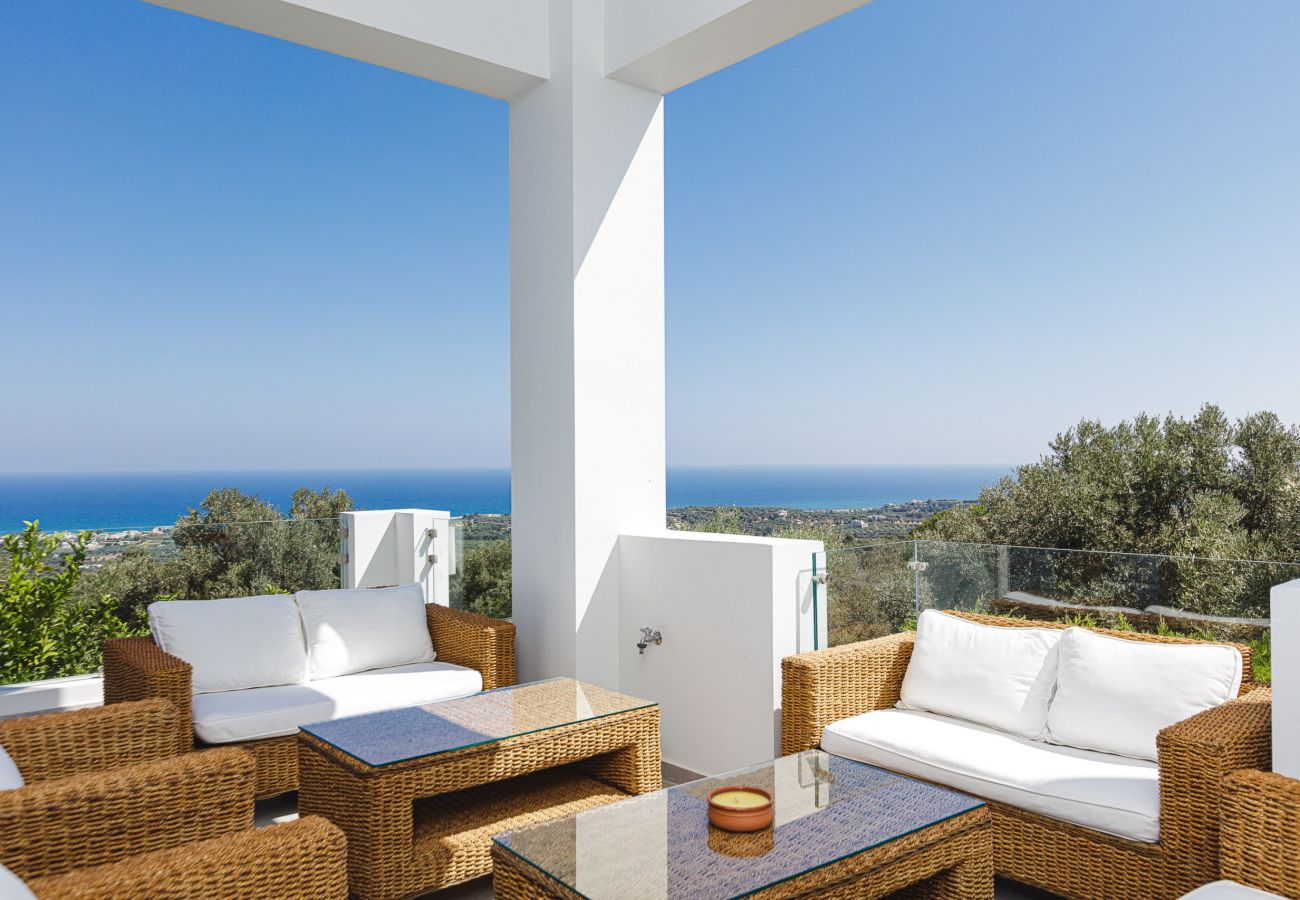 Villa in Maroulas - Luxurious Villa Rizes - with Private Pool