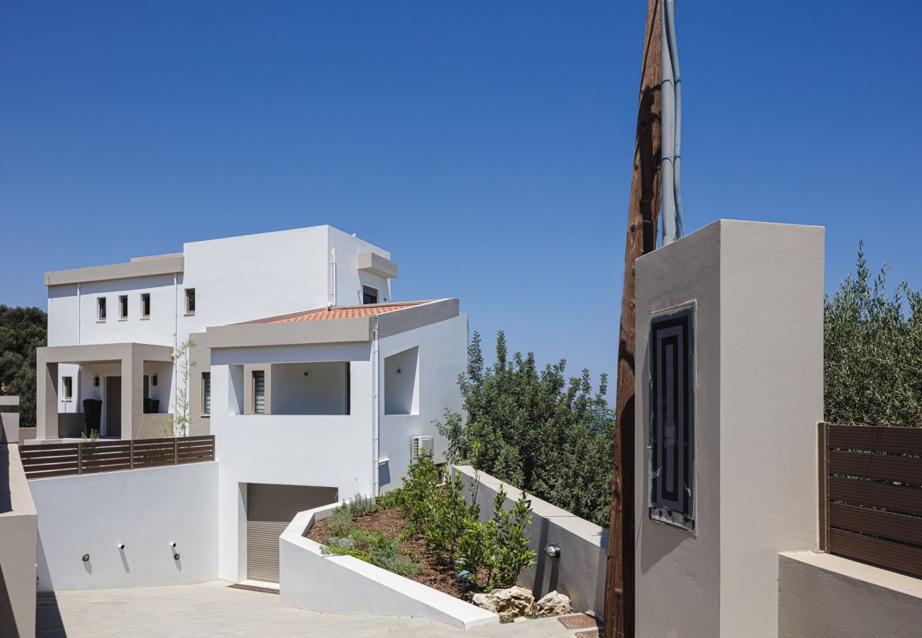 Villa in Maroulas - Luxurious Villa Rizes - with Private Pool