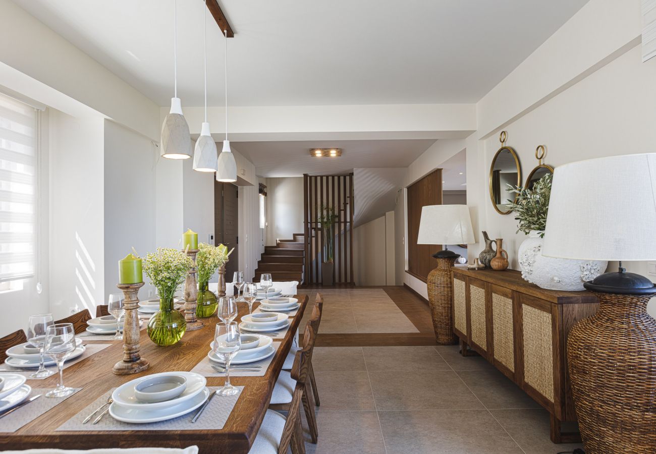 Villa in Maroulas - Luxurious Villa Rizes - with Private Pool