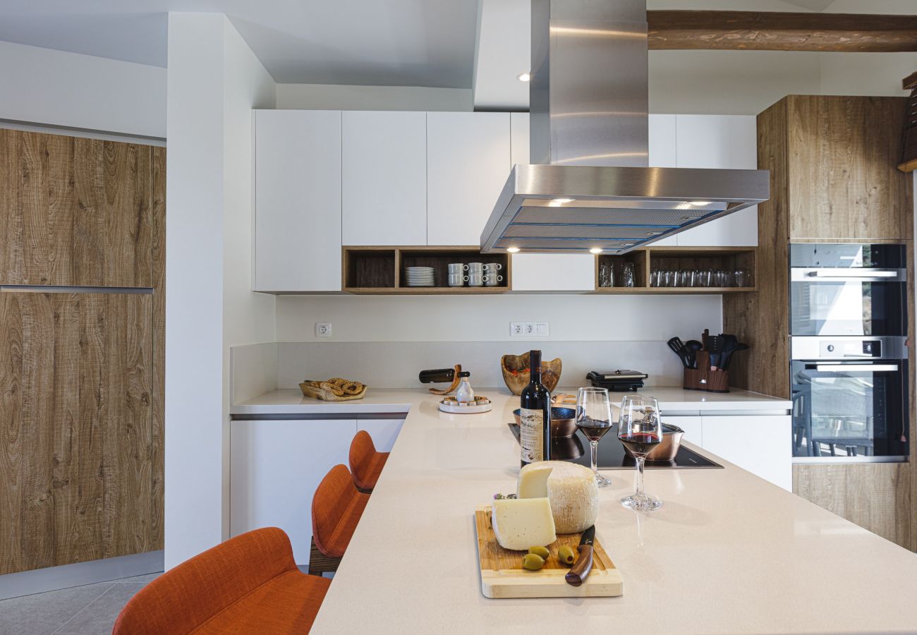 Villa in Maroulas - Luxurious Villa Rizes - with Private Pool