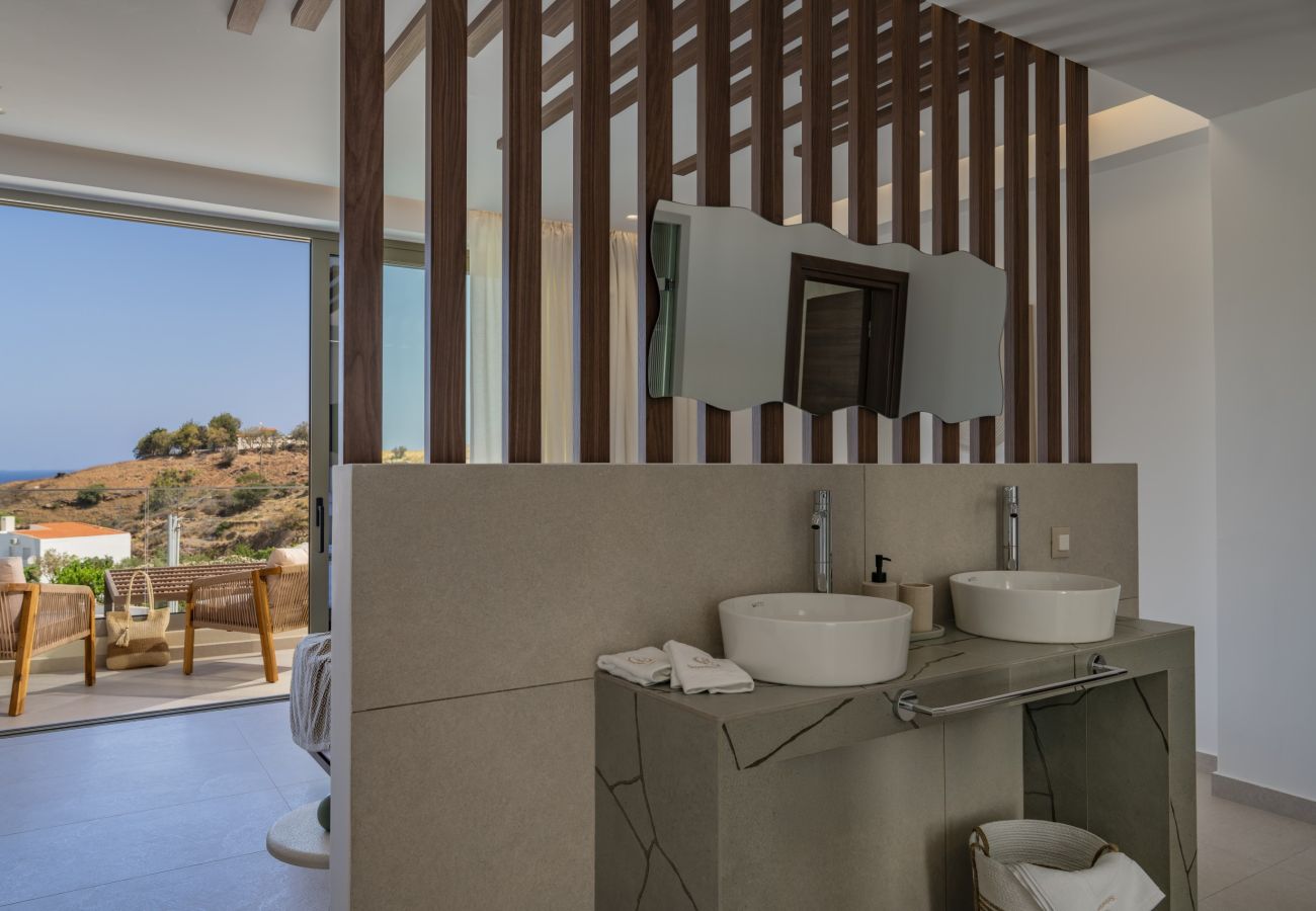 Villa in Panormo - Luxury Villa Selestine | With Private Pool 