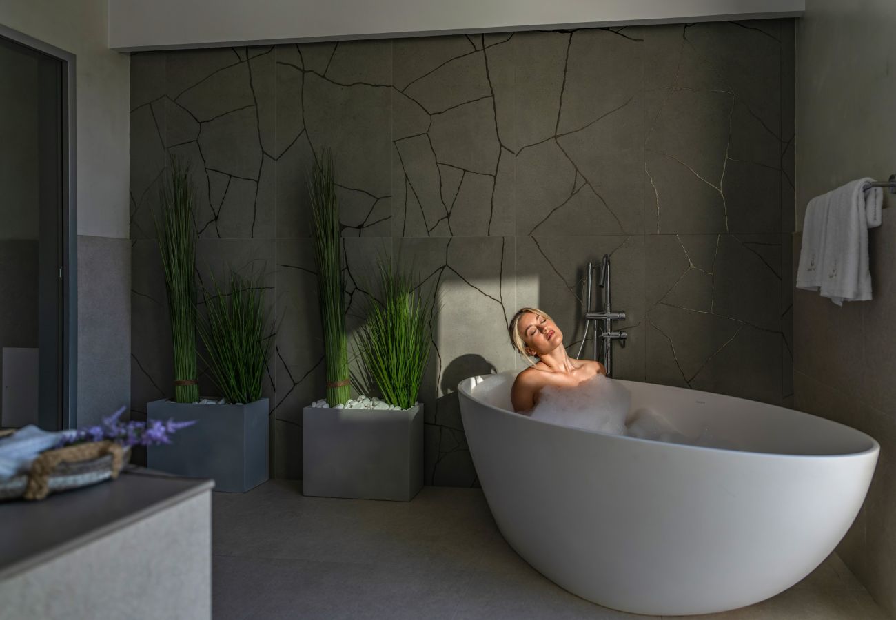 Villa in Panormo - Luxury Villa Selestine | With Private Pool 