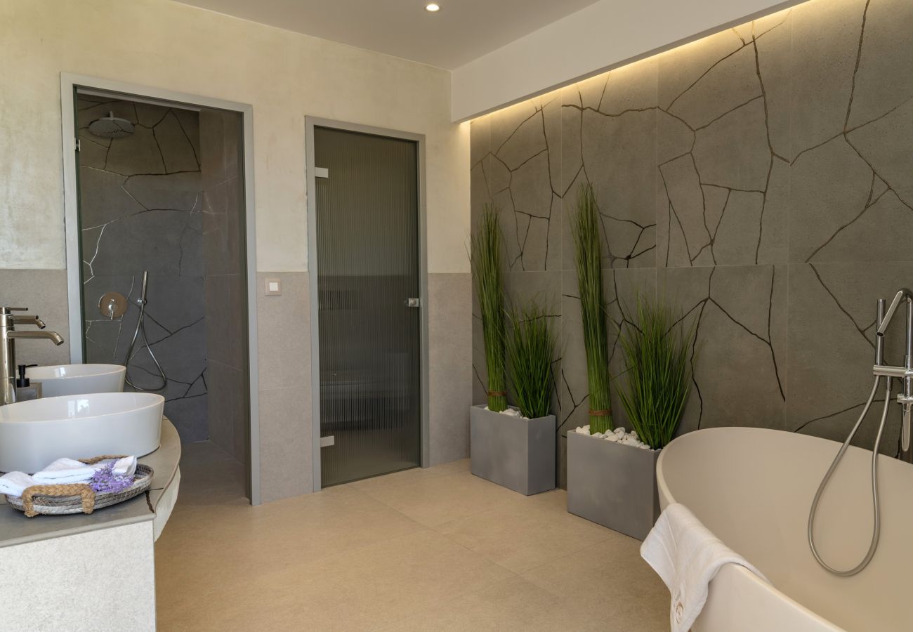 Villa in Panormo - Luxury Villa Selestine | With Private Pool 