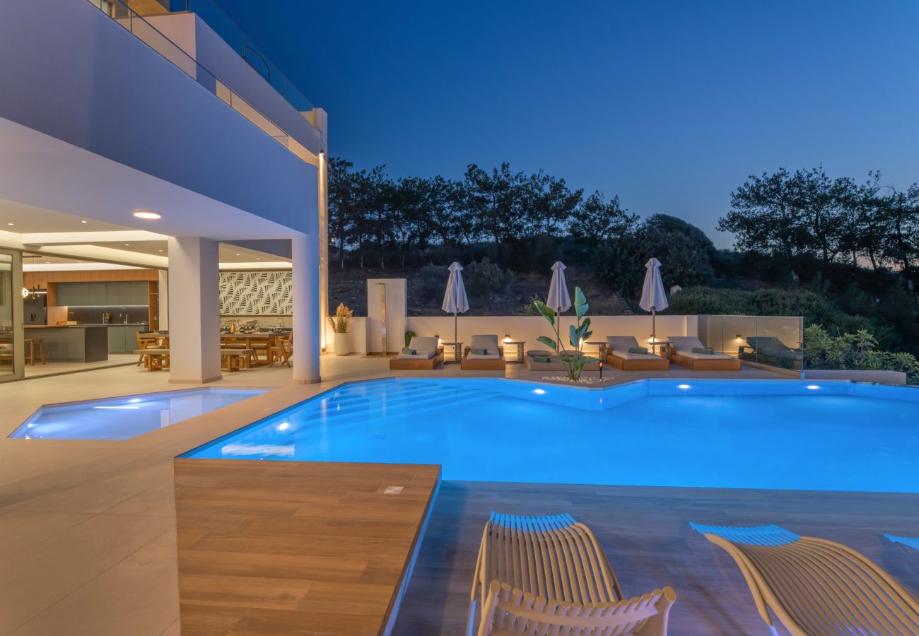 Villa in Panormo - Luxury Villa Selestine | With Private Pool 