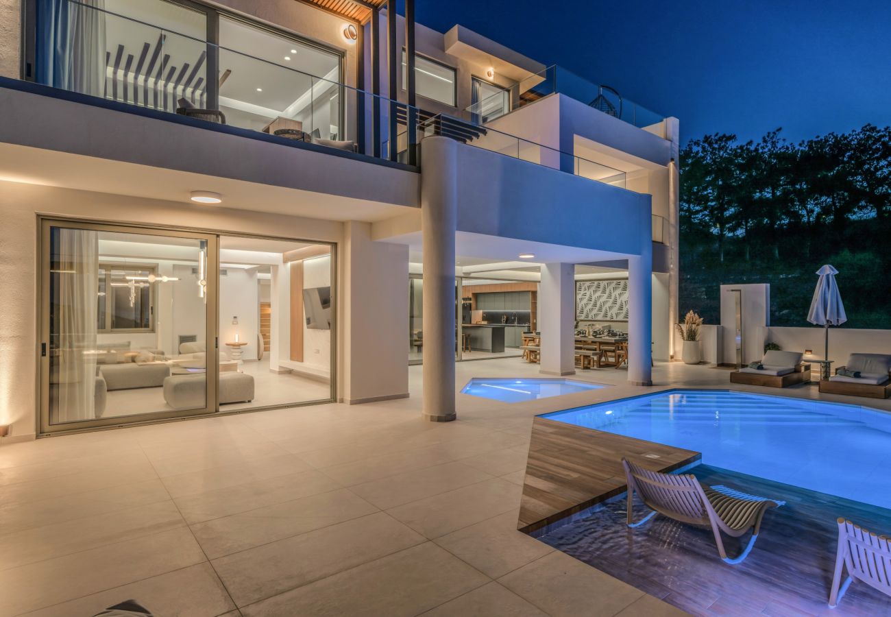 Villa in Panormo - Luxury Villa Selestine | With Private Pool 
