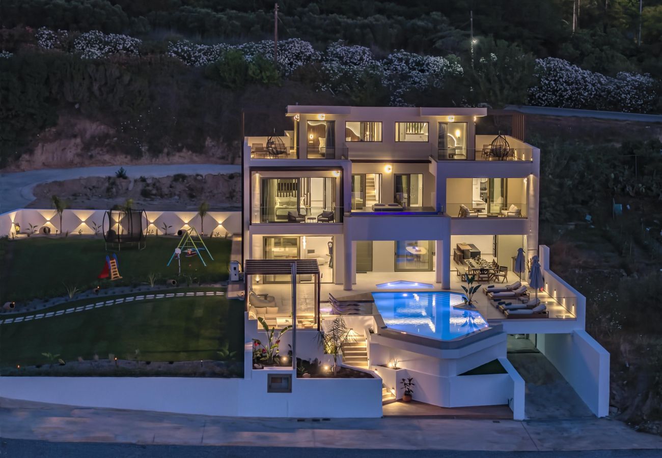 Villa in Panormo - Luxury Villa Selestine | With Private Pool 