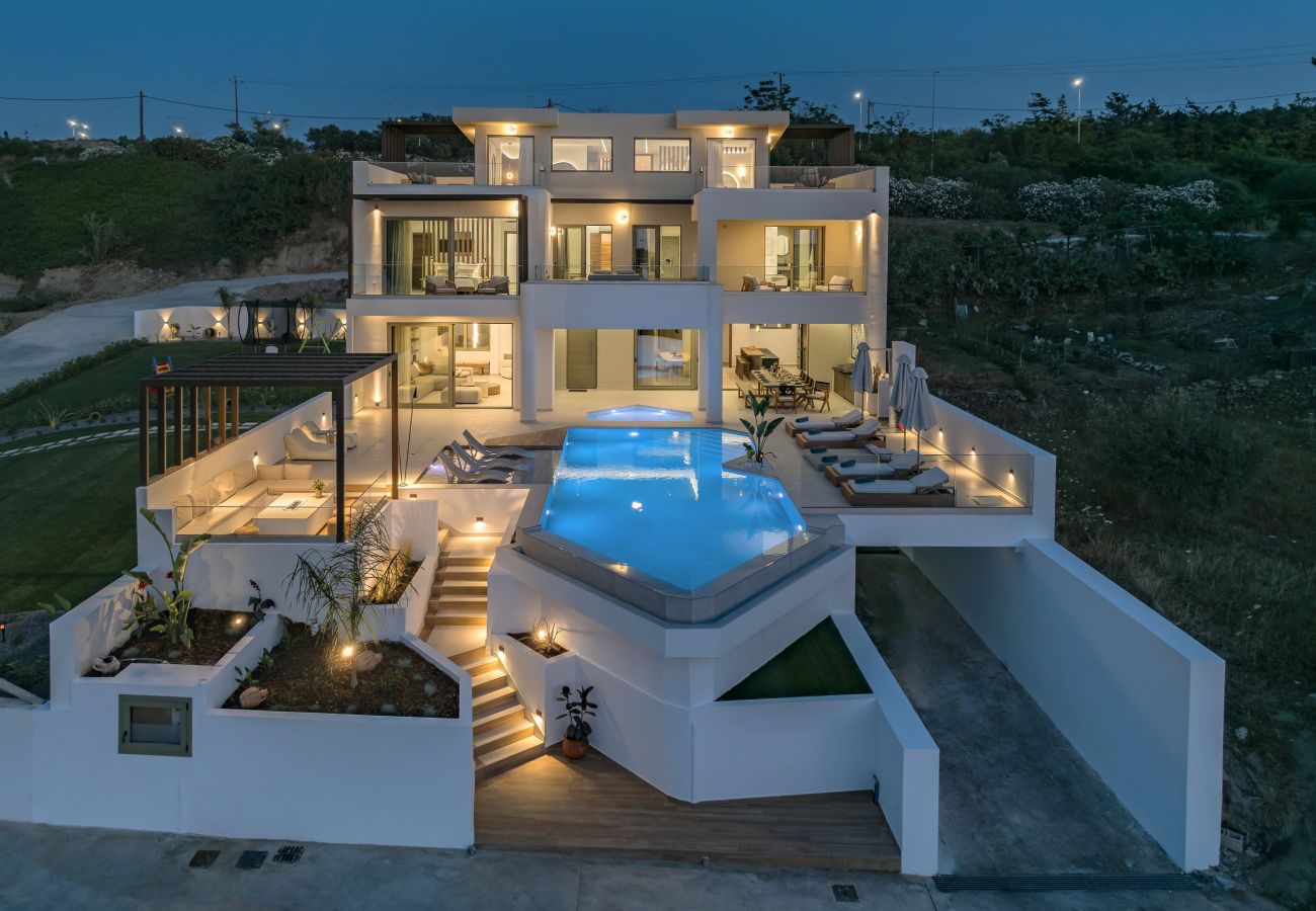 Villa in Panormo - Luxury Villa Selestine | With Private Pool 