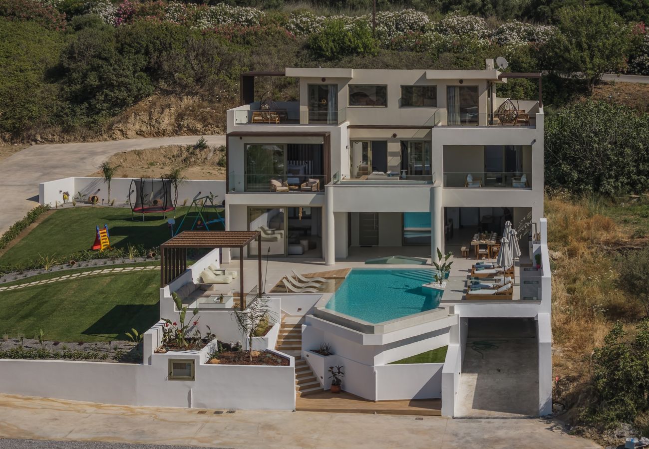 Villa in Panormo - Luxury Villa Selestine | With Private Pool 