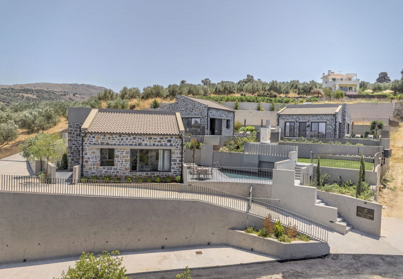 Villa in Agia Triada - Valley View Villas - With 3 Pools