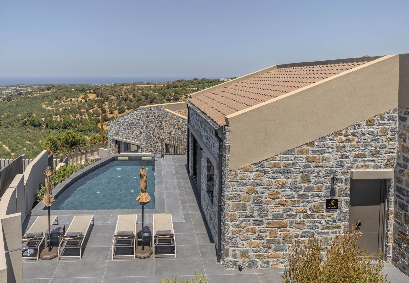 Villa in Agia Triada - Valley View Villas - With 3 Pools