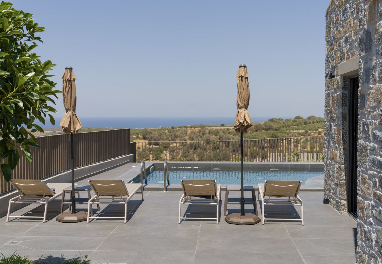 Villa in Agia Triada - Valley View Villas - With 3 Pools