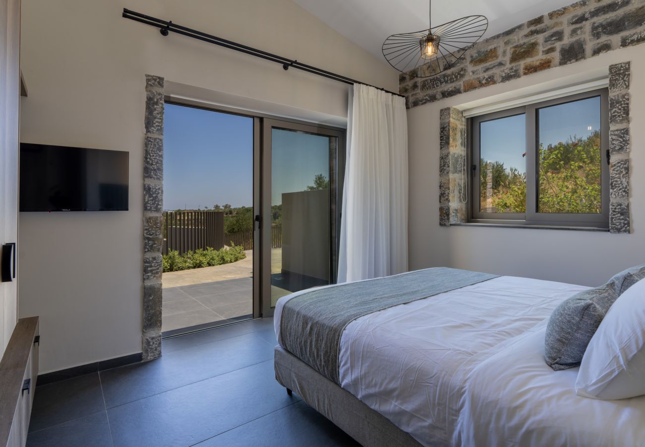 Villa in Agia Triada - Valley View Villas - With 3 Pools
