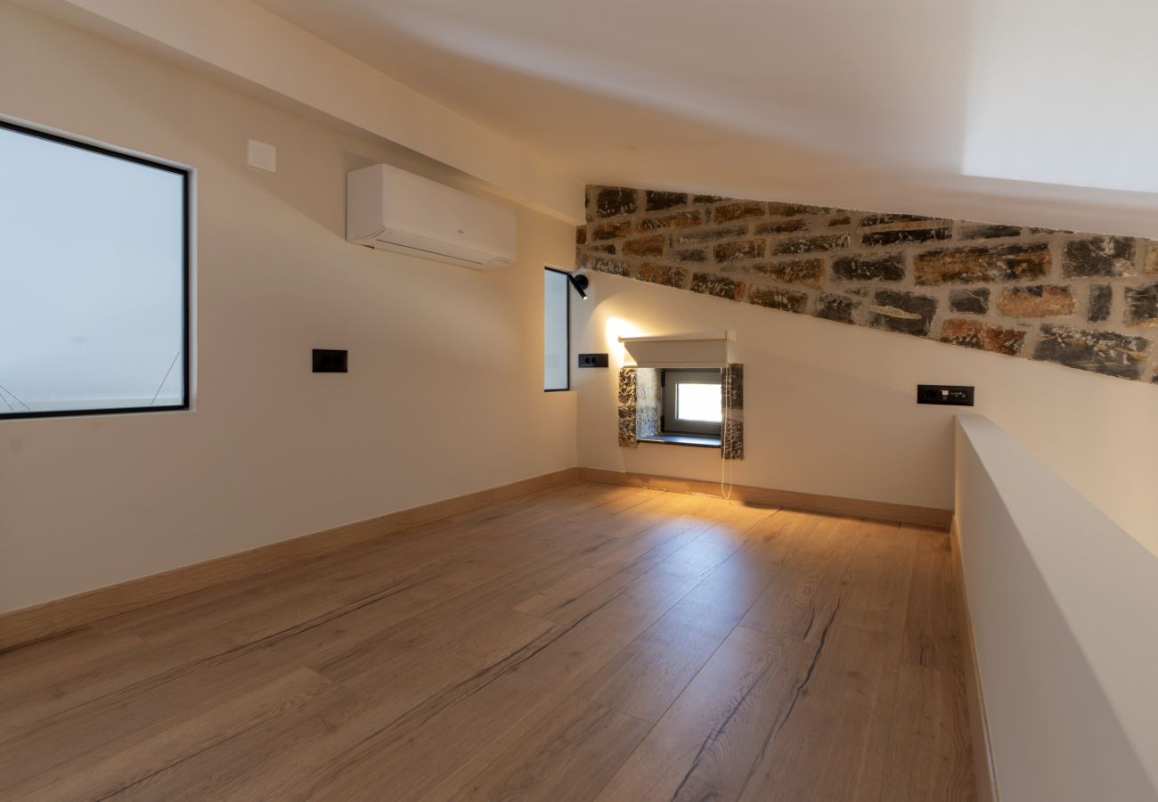 Villa in Agia Triada - Valley View Villas - With 3 Pools