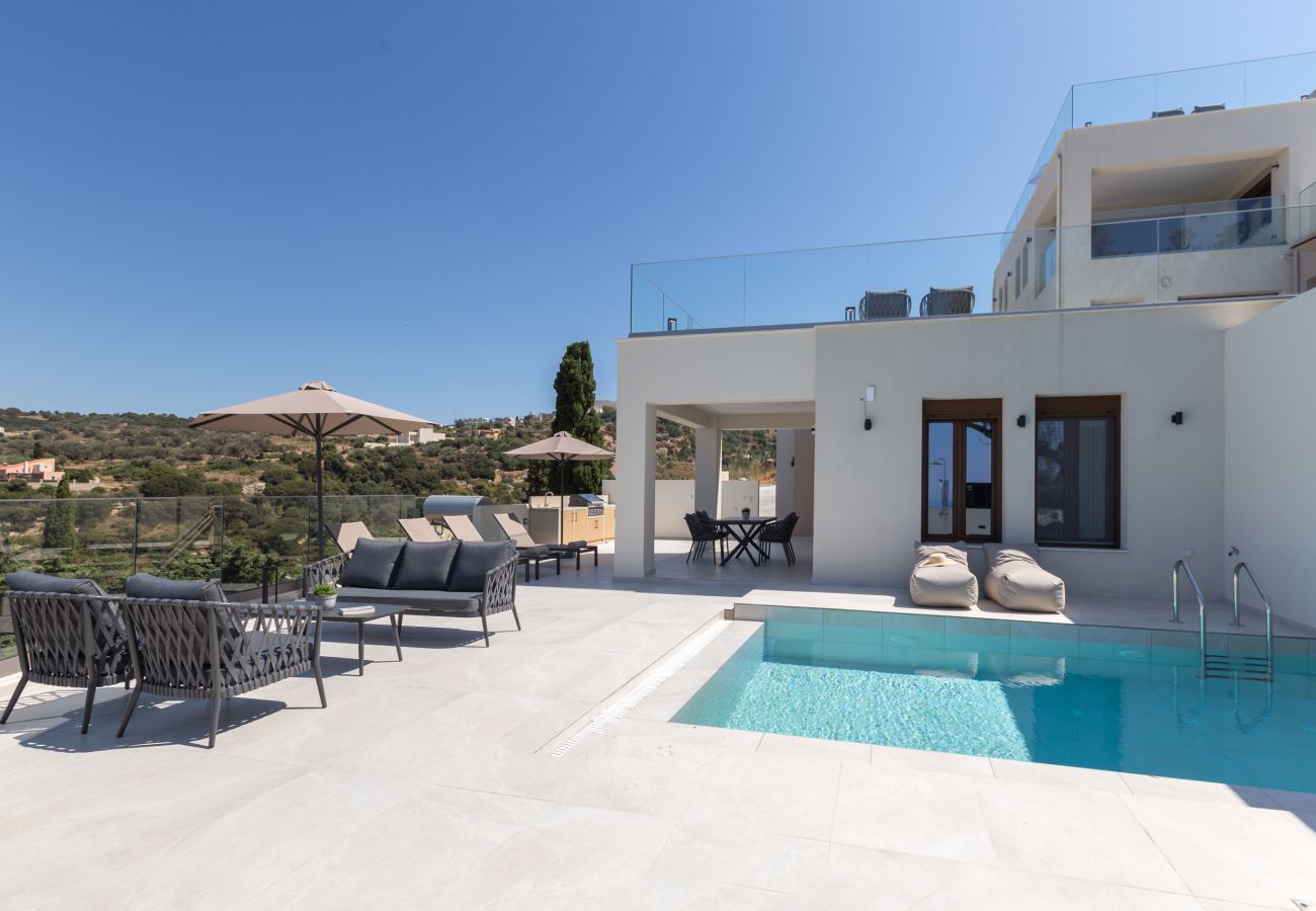 Villa in Agia Eirini - Villa Santa Irini 3 - With Heated Pool