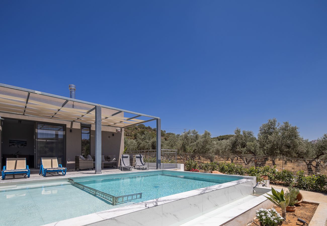Villa in Roumeli - Me and You Villas