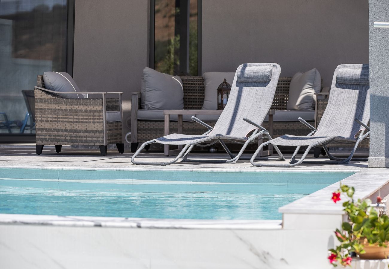Villa in Roumeli - Me and You Villas