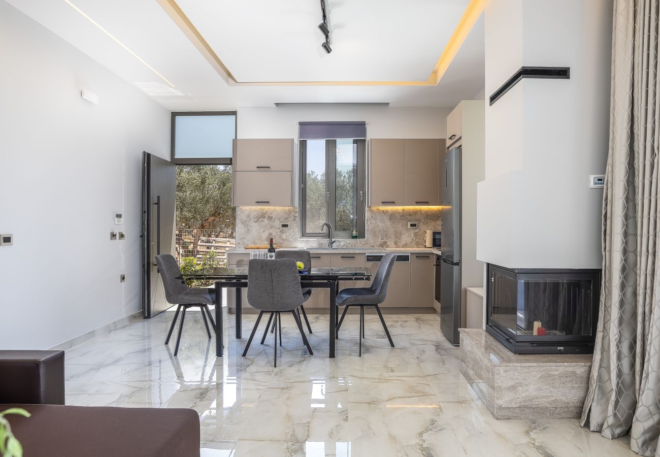 Villa in Roumeli - Me and You Villas