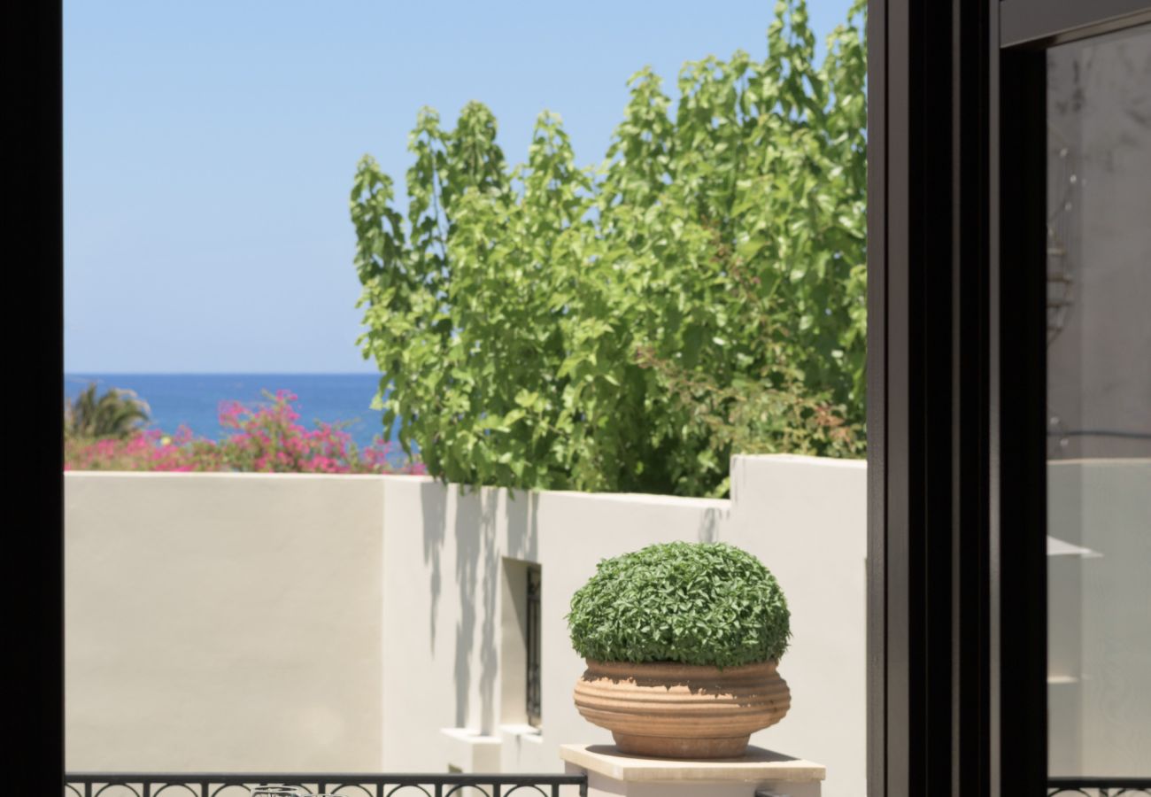 Villa in Pigianos Kampos - Villa Ikos - with Private Pool