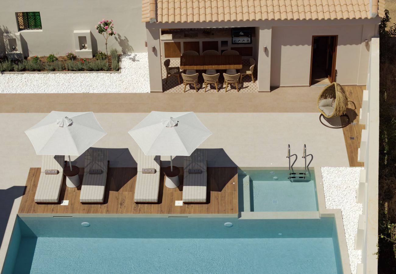 Villa in Pigianos Kampos - Villa Ikos - with Private Pool