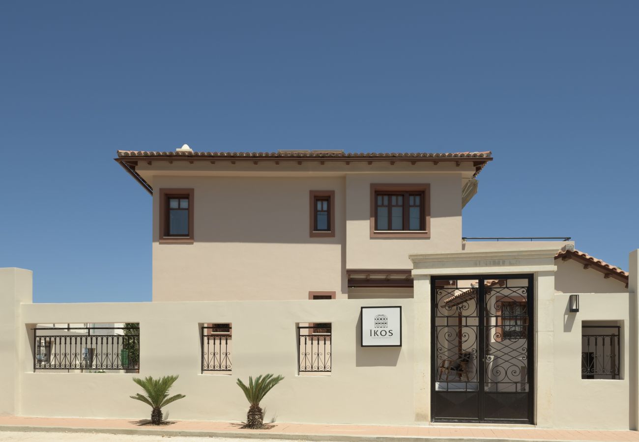Villa in Pigianos Kampos - Villa Ikos - with Private Pool