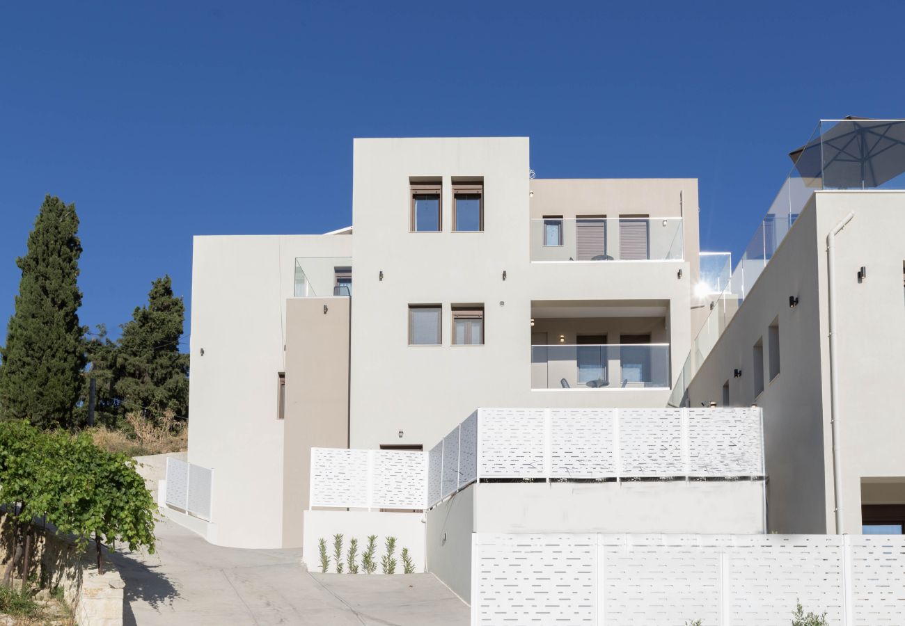 Villa in Agia Eirini - Santa Irini Villas - With 3 Heated Pools